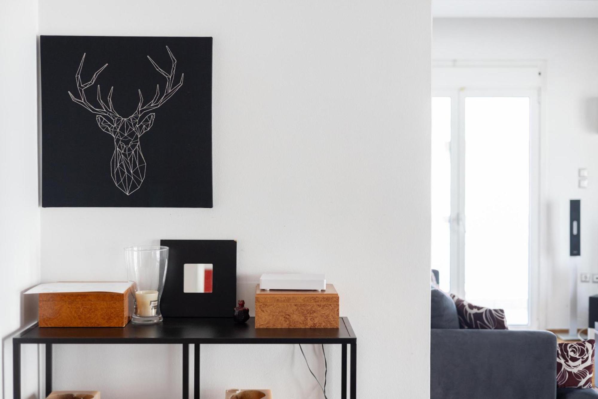A Luxury & Comfortable Apt In Athena Bagian luar foto