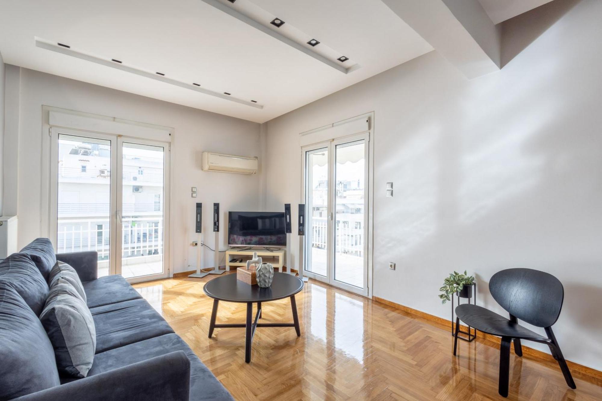 A Luxury & Comfortable Apt In Athena Bagian luar foto