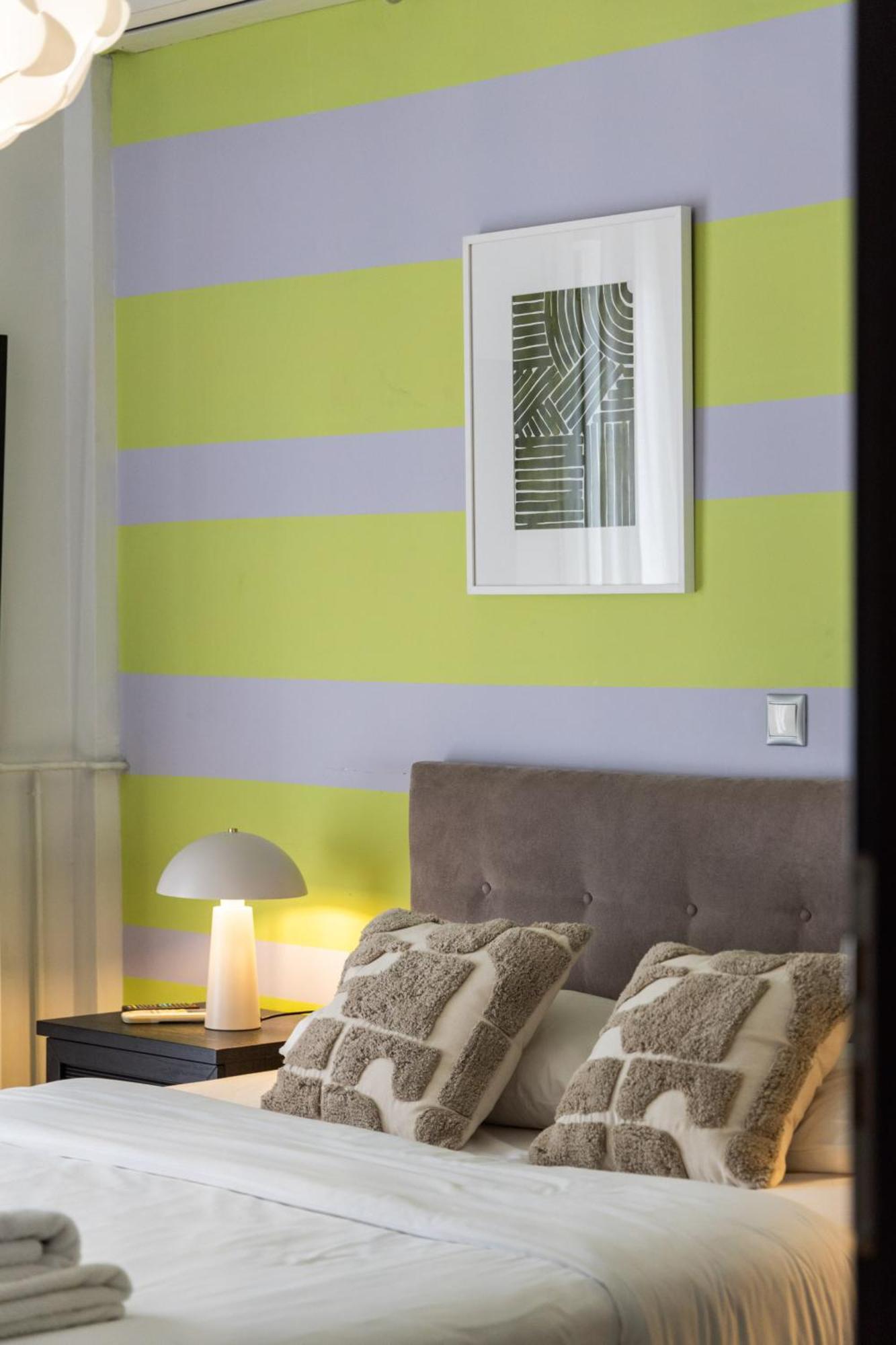 A Luxury & Comfortable Apt In Athena Bagian luar foto