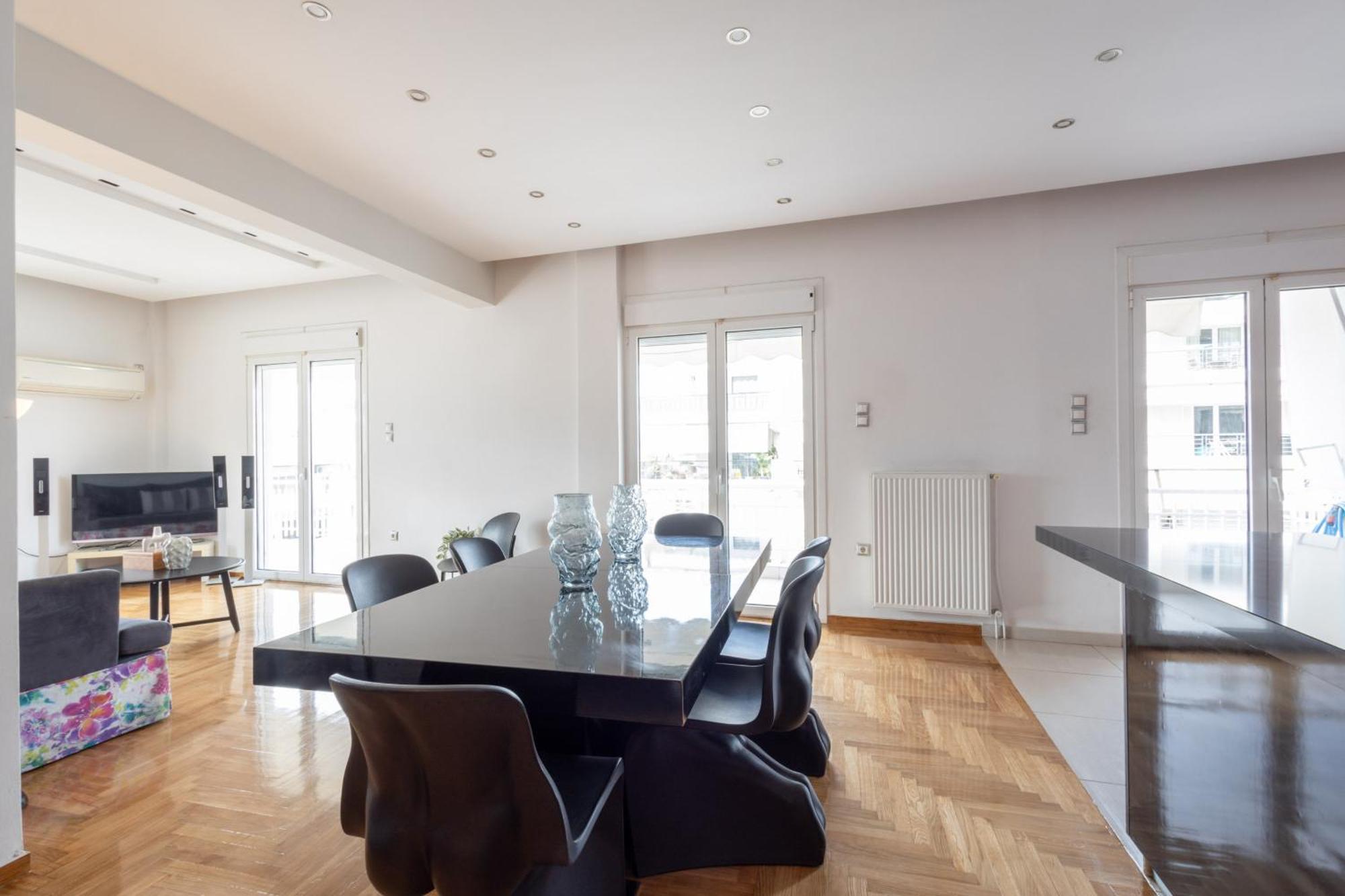 A Luxury & Comfortable Apt In Athena Bagian luar foto